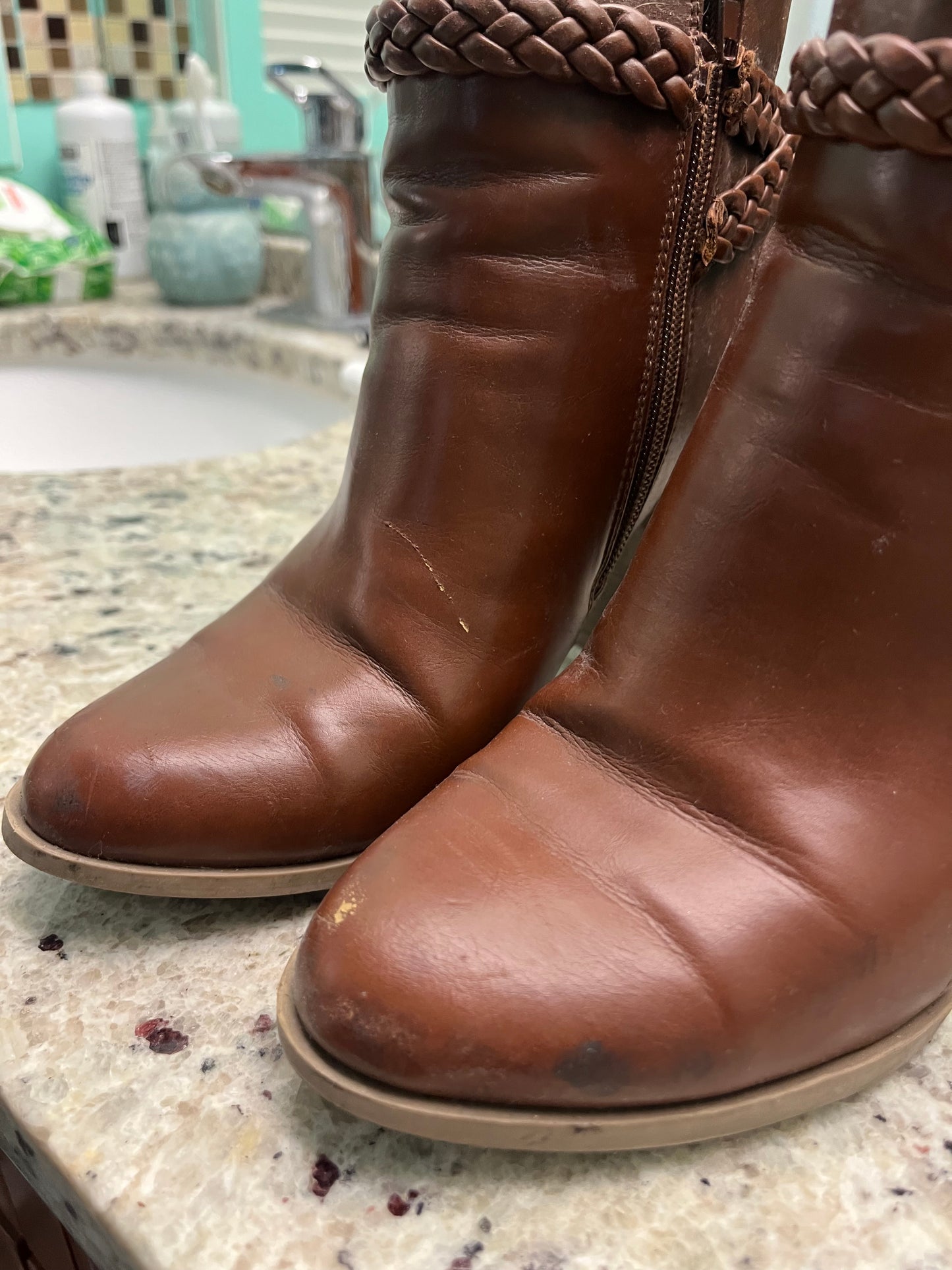 American Eagle Brown Leather Braided Strap Ankle Block Heeled Boots Size 7 (read description)