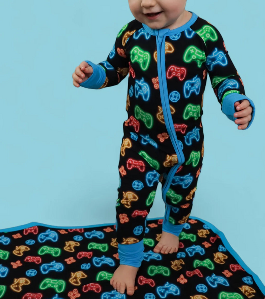 Dream Big Little Co-Gamer Glow Bamboo Convertible Zippy